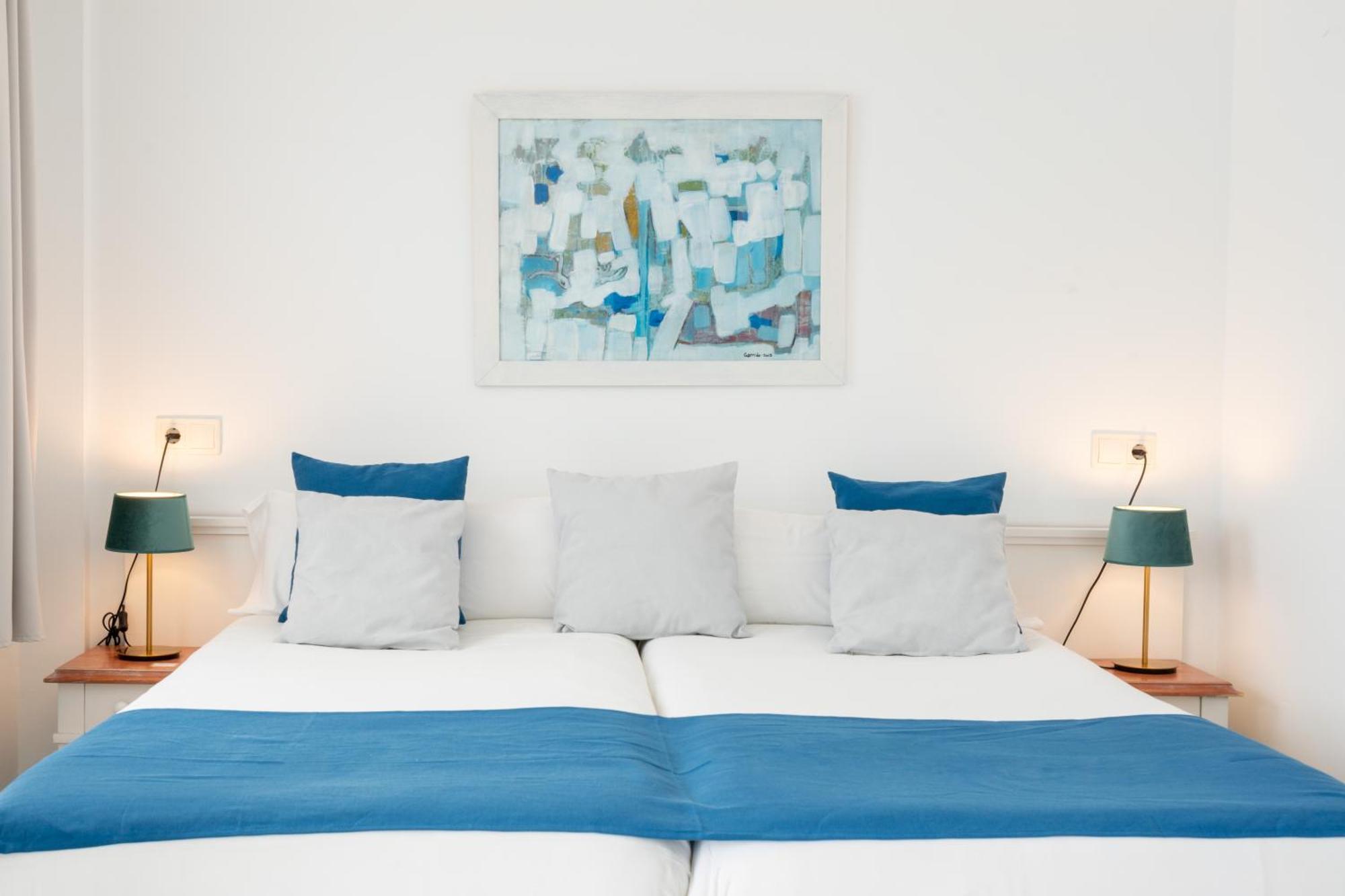 Guya Wave Hotel (Adults Only) Cala Ratjada  Exterior photo